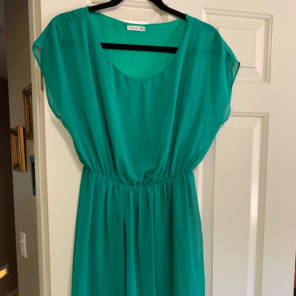Soprano green dress